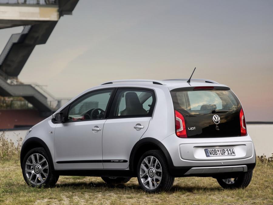  Volkswagen Cross up! 2013 года  (фото 2 из 44)